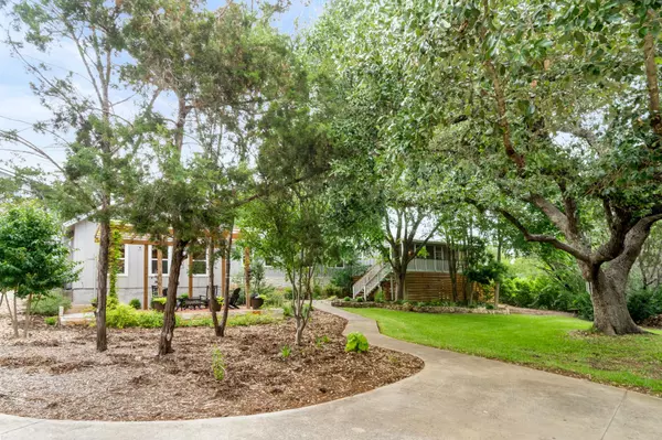 501 Box Canyon RD, Wimberley, TX 78676