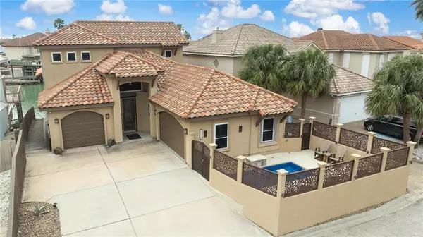 13525 Queen Johanna CT, Corpus Christi, TX 78418