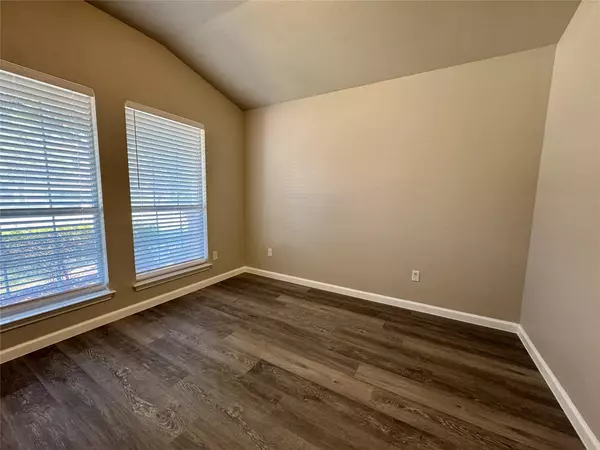 Hutto, TX 78634,221 Baldwin ST