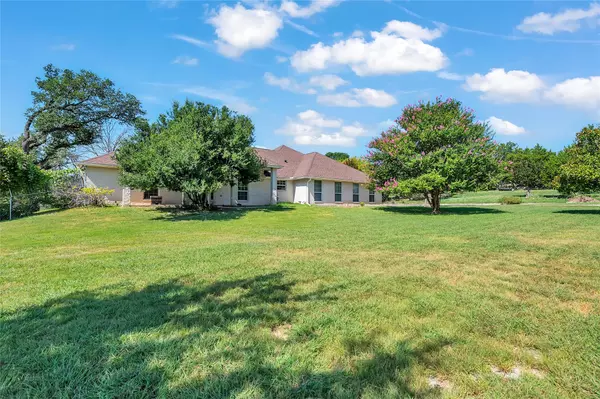 Lampasas, TX 76550,602 Antelope LN