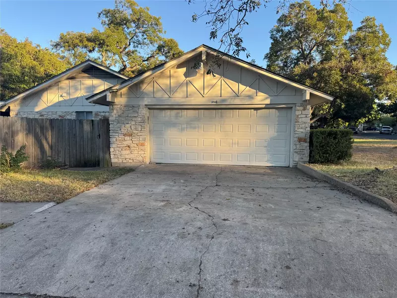 12325 Double Tree LN, Austin, TX 78750