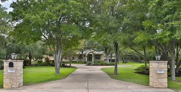 225 Logan Ranch RD,  Georgetown,  TX 78628