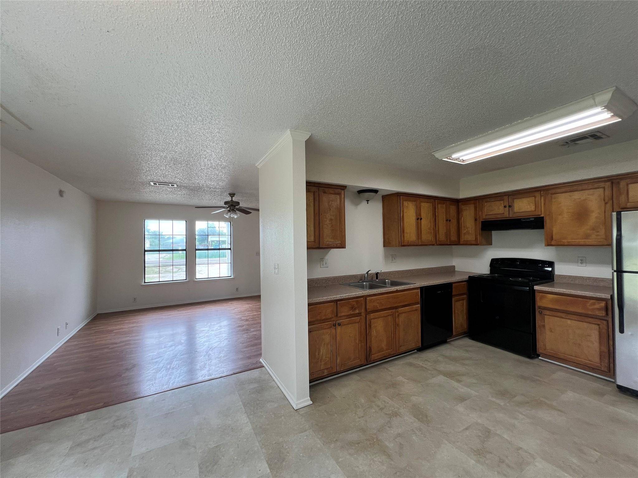 Thorndale, TX 76577,107 E Moerbe DR #B