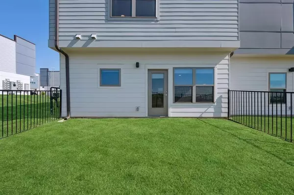 Austin, TX 78724,10350 Blue Bluff RD #6107