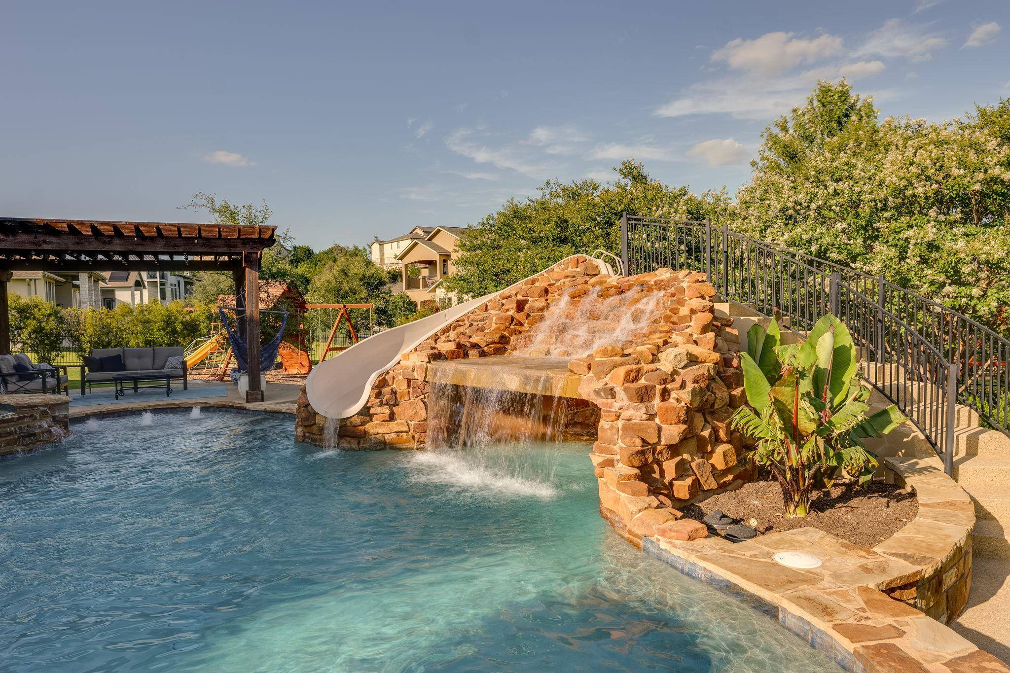 2800 Crystal Falls PKWY, Leander, TX 78641