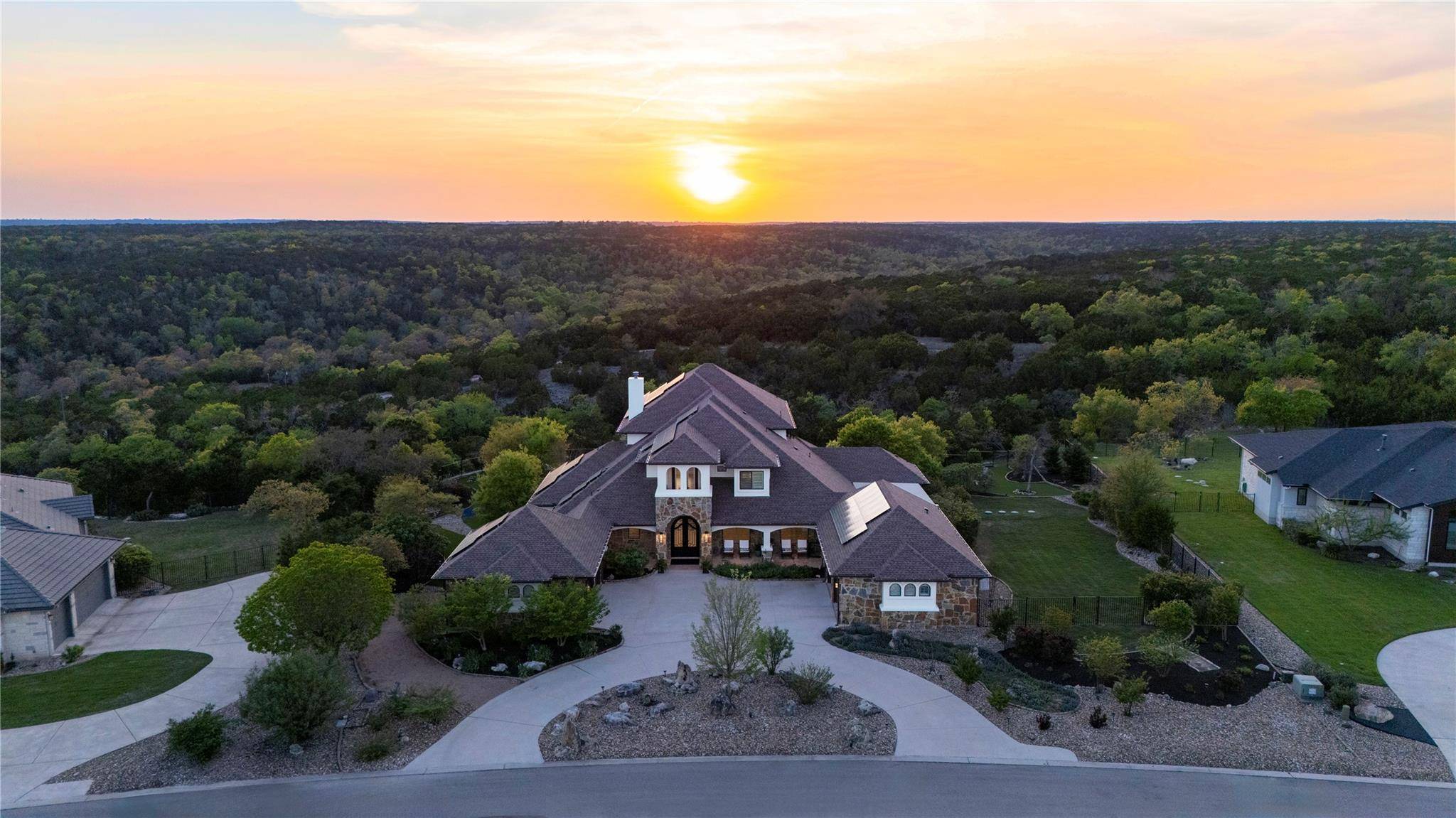 301 Dream Catcher DR,  Leander,  TX 78641