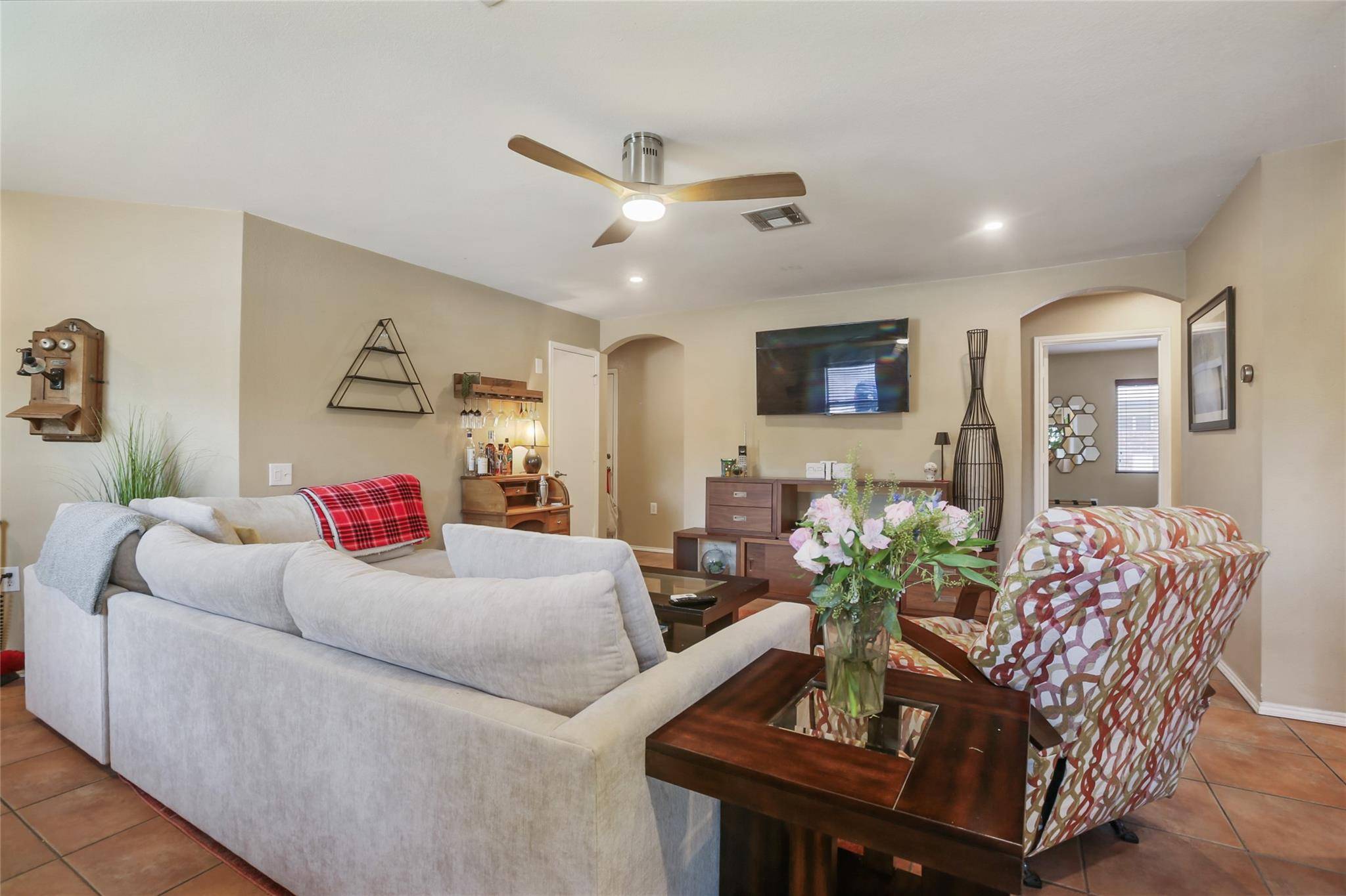 Austin, TX 78741,1721 Anise DR