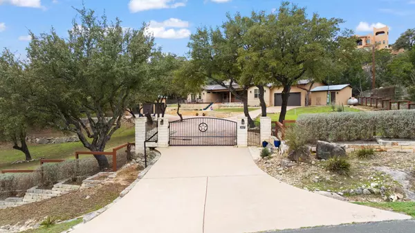 Spicewood, TX 78669,20117 Moon Dance LN