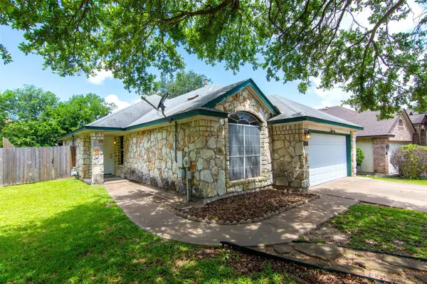 8706 Devine LN,  Austin,  TX 78748
