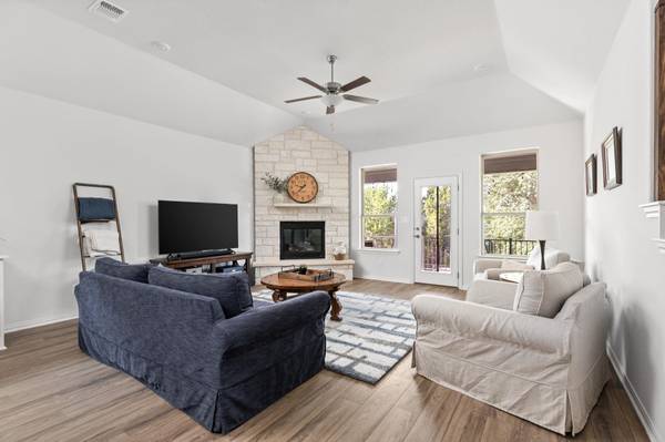 Dripping Springs, TX 78620,1080 Pink Granite BLVD