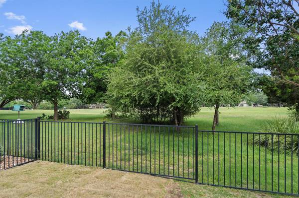 315 Cooper Lake DR,  Georgetown,  TX 78633