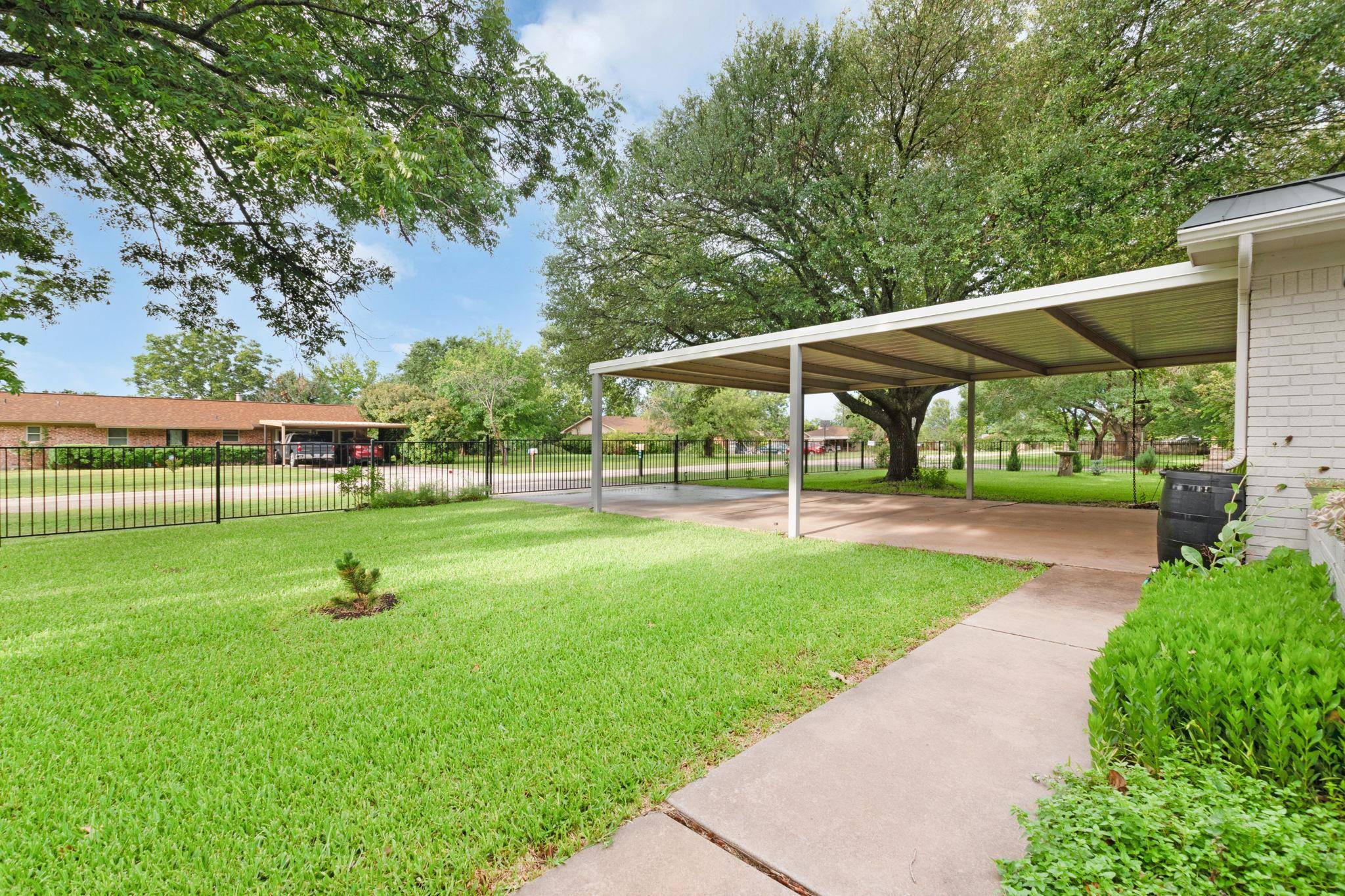 Burnet, TX 78611,310 Cardinal LN