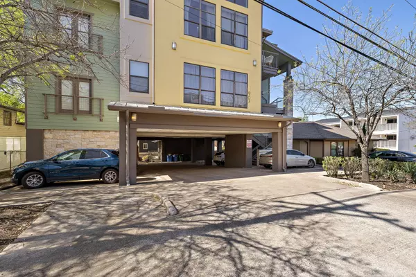 Austin, TX 78705,907 Duncan LN #302