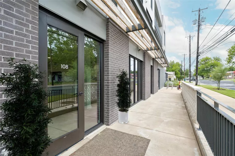 2209 S 1st ST #108, Austin, TX 78704