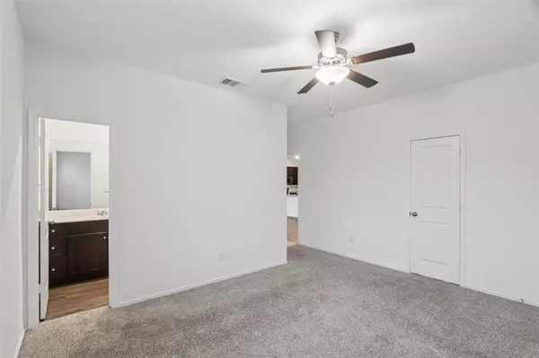 Bastrop, TX 78602,234 George Neggan LN