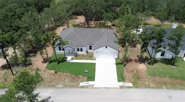 Bastrop, TX 78602,128 Heleakala DR