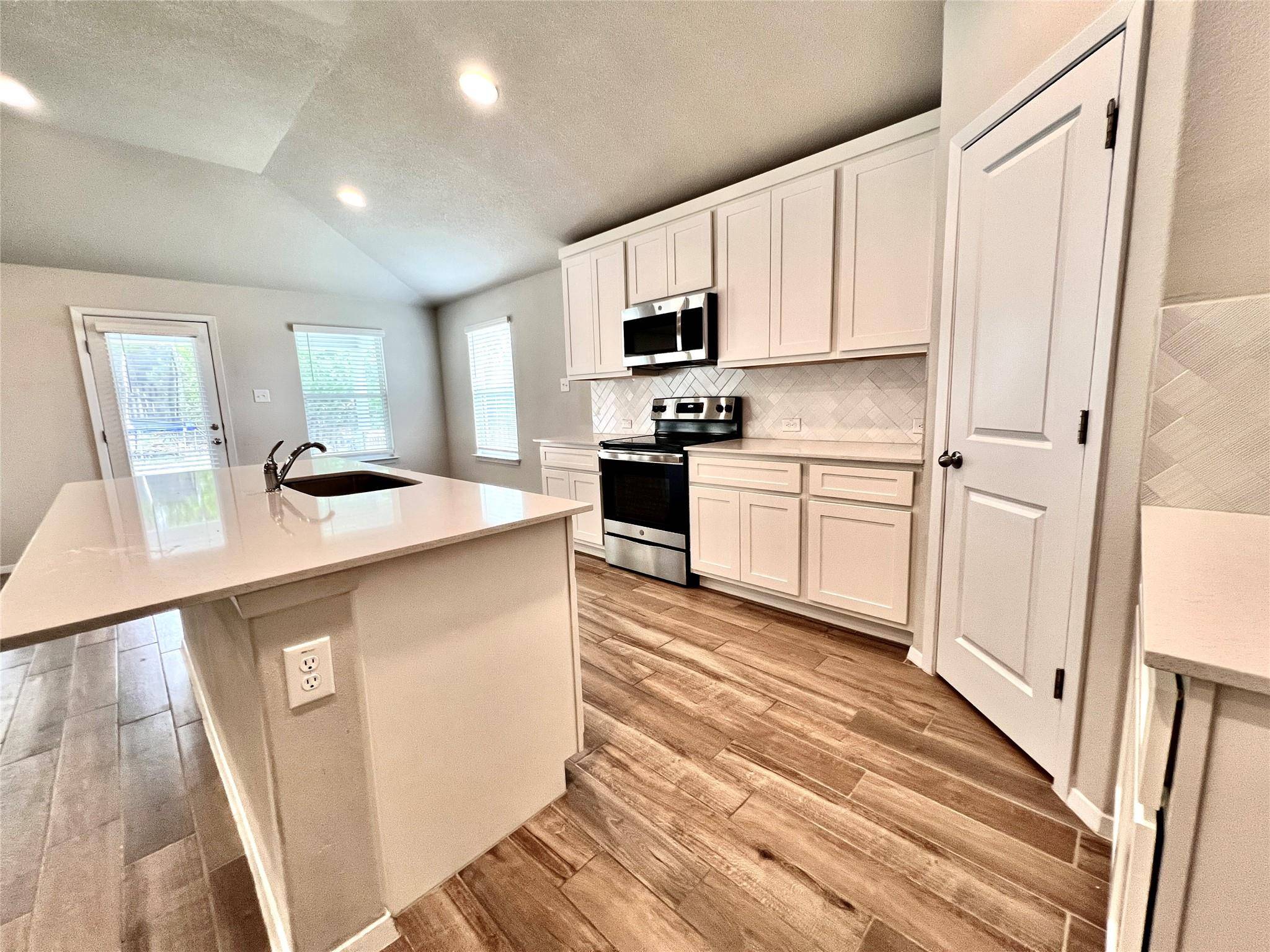 Lago Vista, TX 78645,7811 Dakota CIR