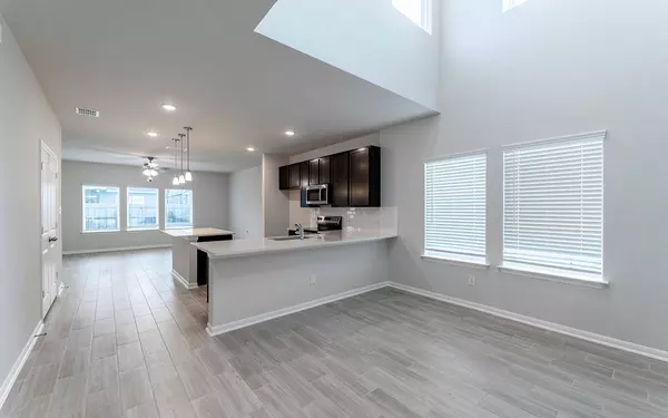 Seguin, TX 78155,1232 Sweden