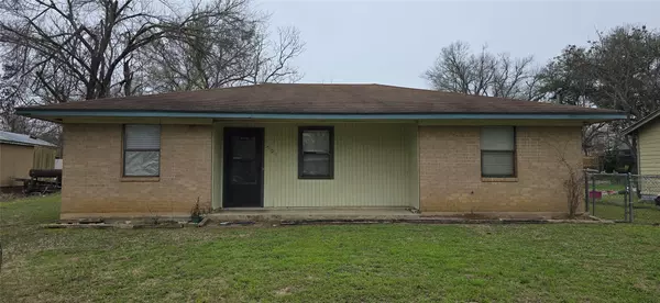 Rockdale, TX 76567,701 Burleson ST