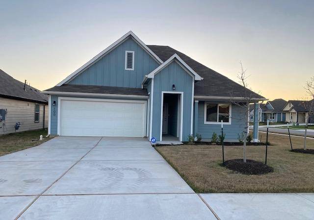 100 Fort Clark Springs DR, Hutto, TX 78634