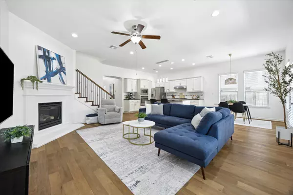 2216 Lookout Knoll DR, Leander, TX 78641