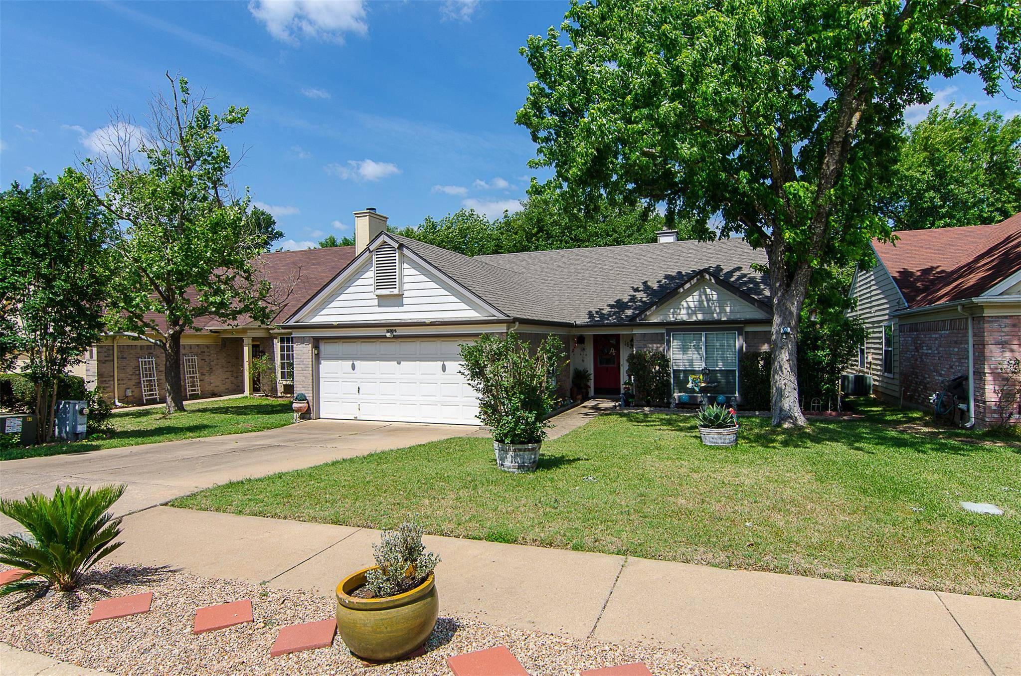 16304 Kicking Bird DR, Leander, TX 78641