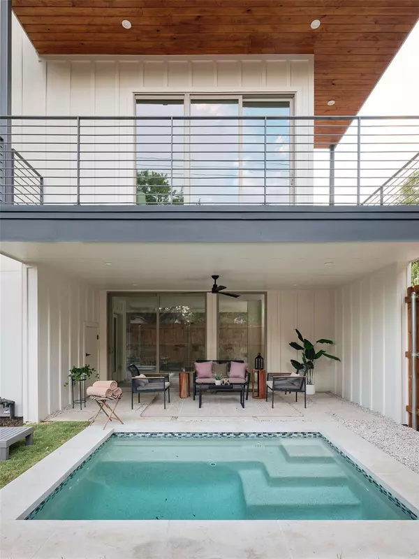 Austin, TX 78702,3208 Govalle Ave #2