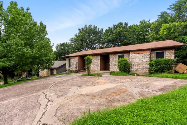 2320 Montclaire ST, Austin, TX 78704