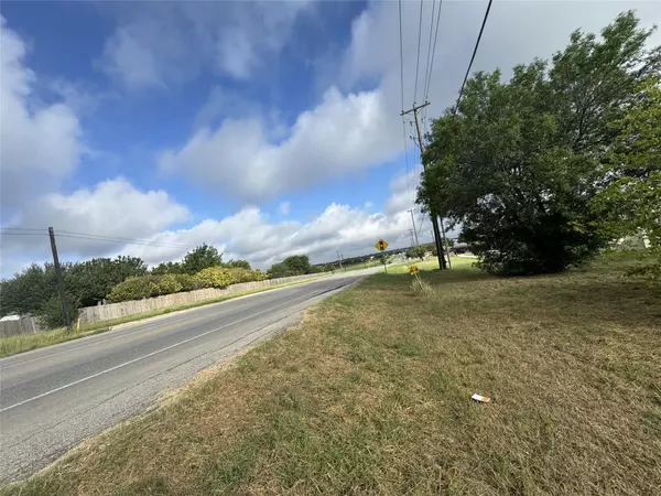 Kyle, TX 78640,1371 E Fm 150 RD