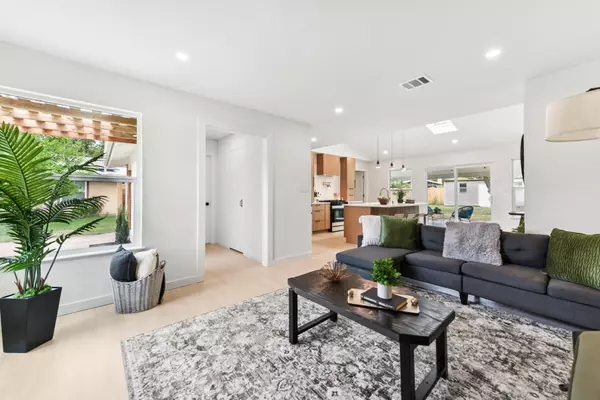 Austin, TX 78752,7503 Carriage DR