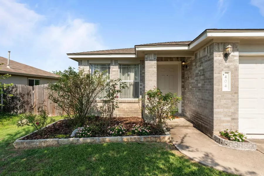 404 Paige BND, Hutto, TX 78634