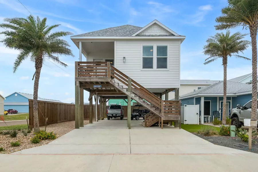 201 Nautilus ST, Port Aransas, TX 78373