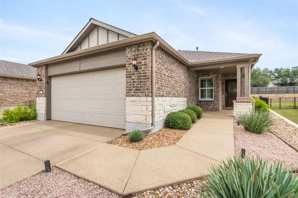 307 Hobby ST, Georgetown, TX 78633