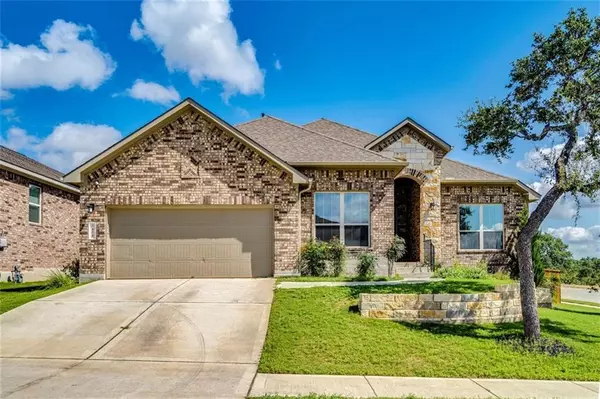 404 Peakside CIR, Dripping Springs, TX 78620