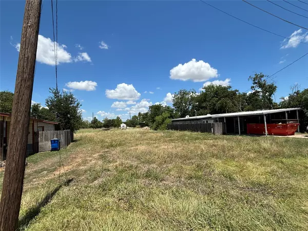 Taylor, TX 76574,1310 Marshall ST