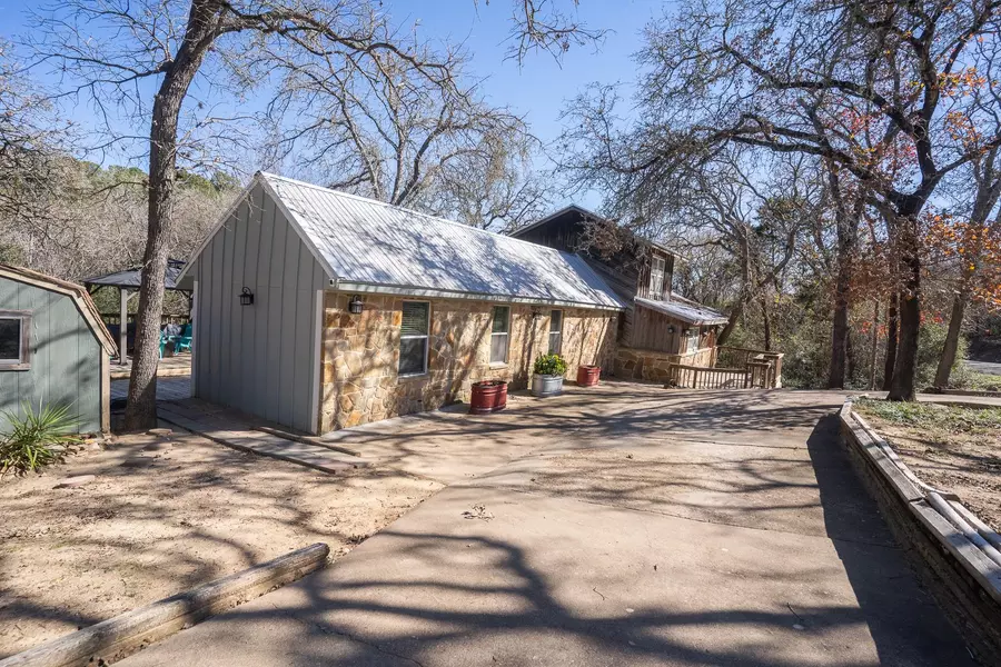 186 Iva LN, Bastrop, TX 78602