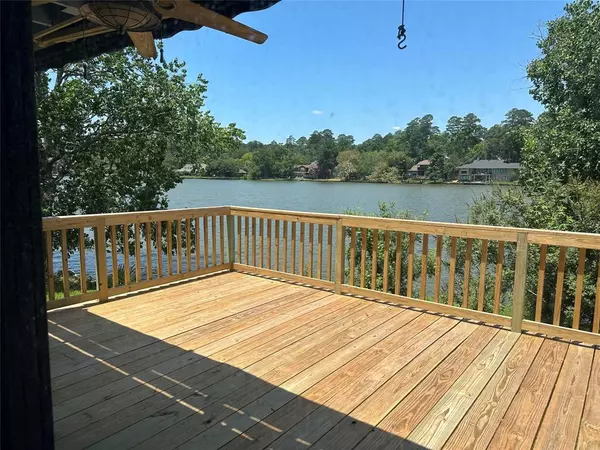 Huntsville, TX 77340,143 WATERS EDGE at the 18TH