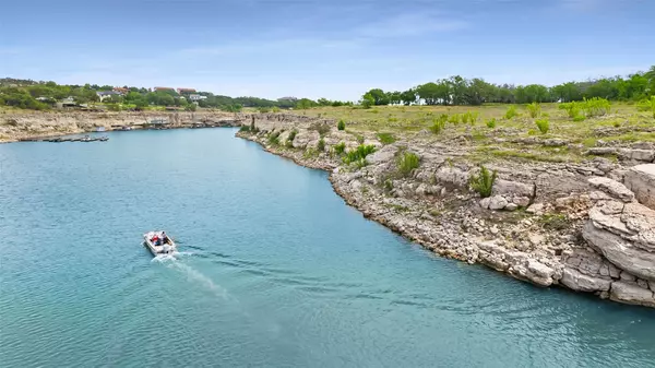 Spicewood, TX 78669,19813 & 19817 Lakehurst LOOP