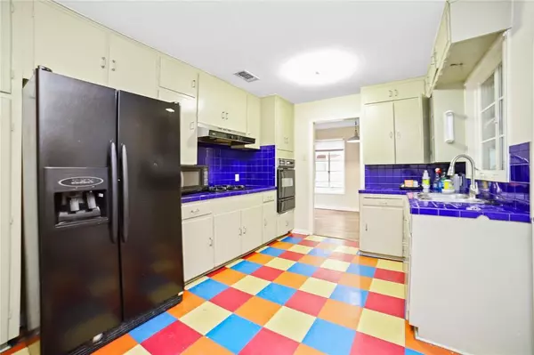 Austin, TX 78722,2905 Robinson ST #A