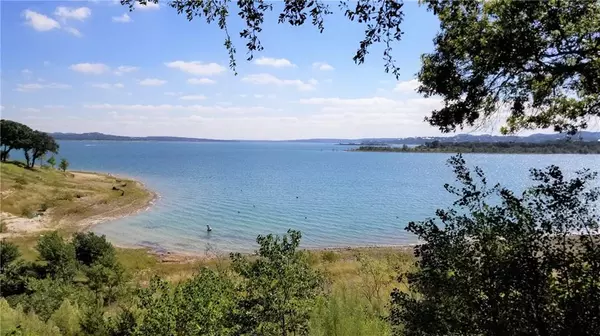 874 Lakebreeze DR,  Canyon Lake,  TX 78133