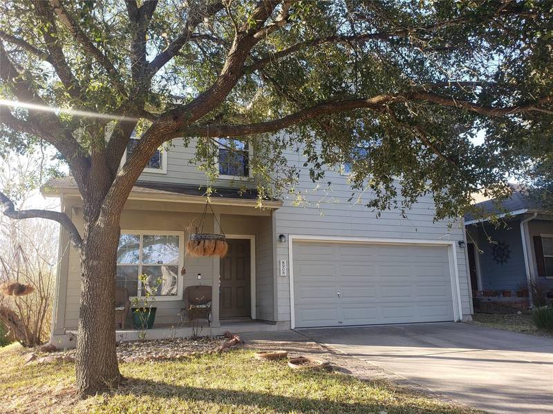 8908 Meridian Oak LN, Austin, TX 78744