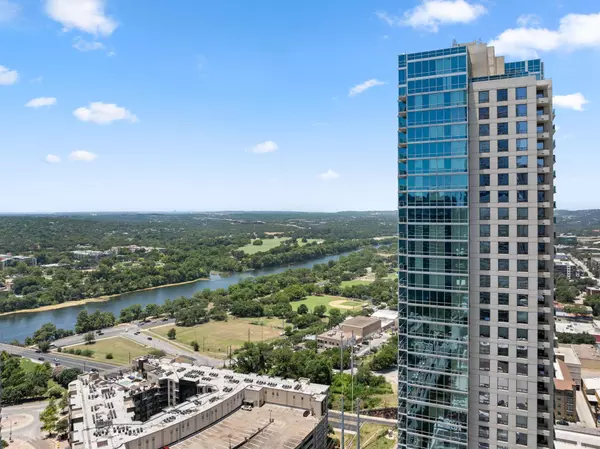 300 Bowie ST #2402,  Austin,  TX 78703