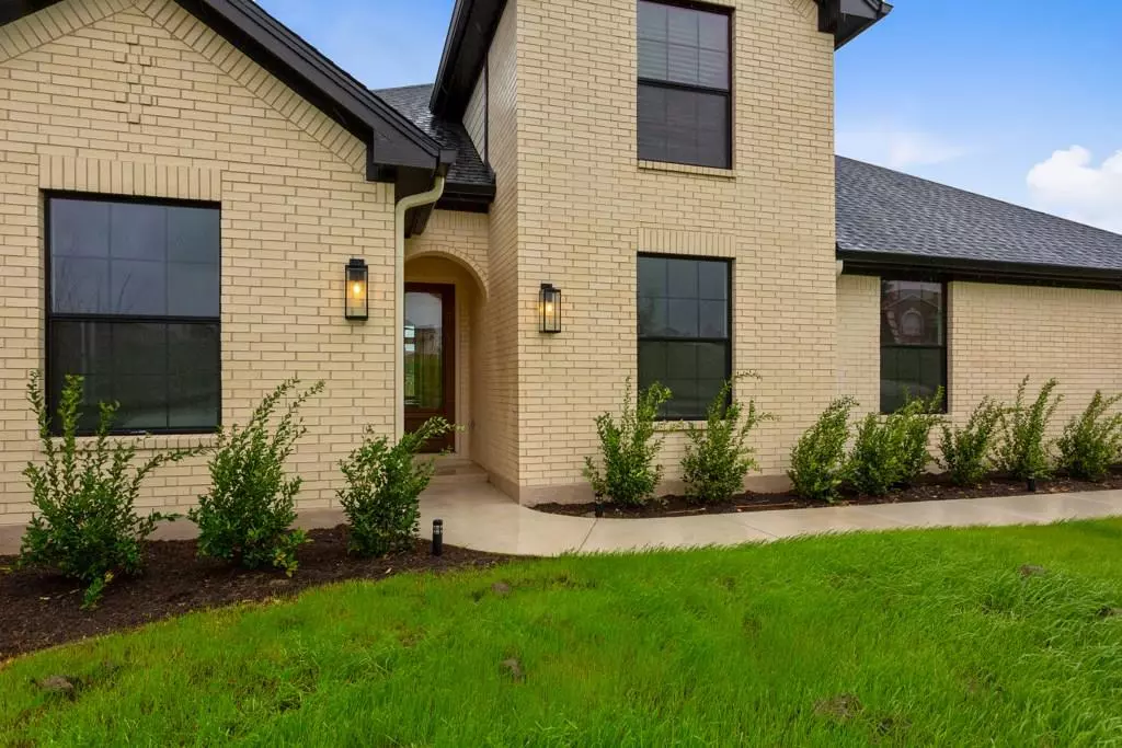 Hutto, TX 78634,400 Lookout CIR