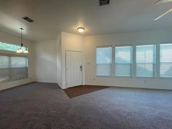 Kyle, TX 78640,128 Otono LOOP