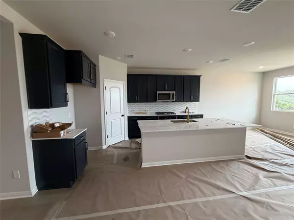 Dripping Springs, TX 78620,193 Crater Lake DR