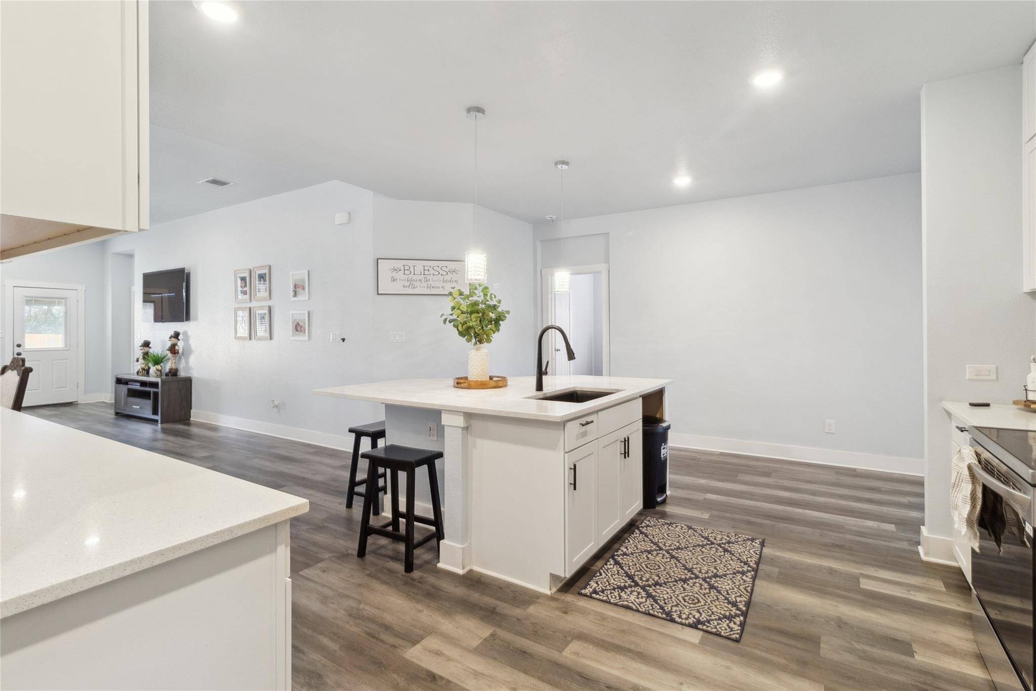 Dale, TX 78616,111 Lavender Cove