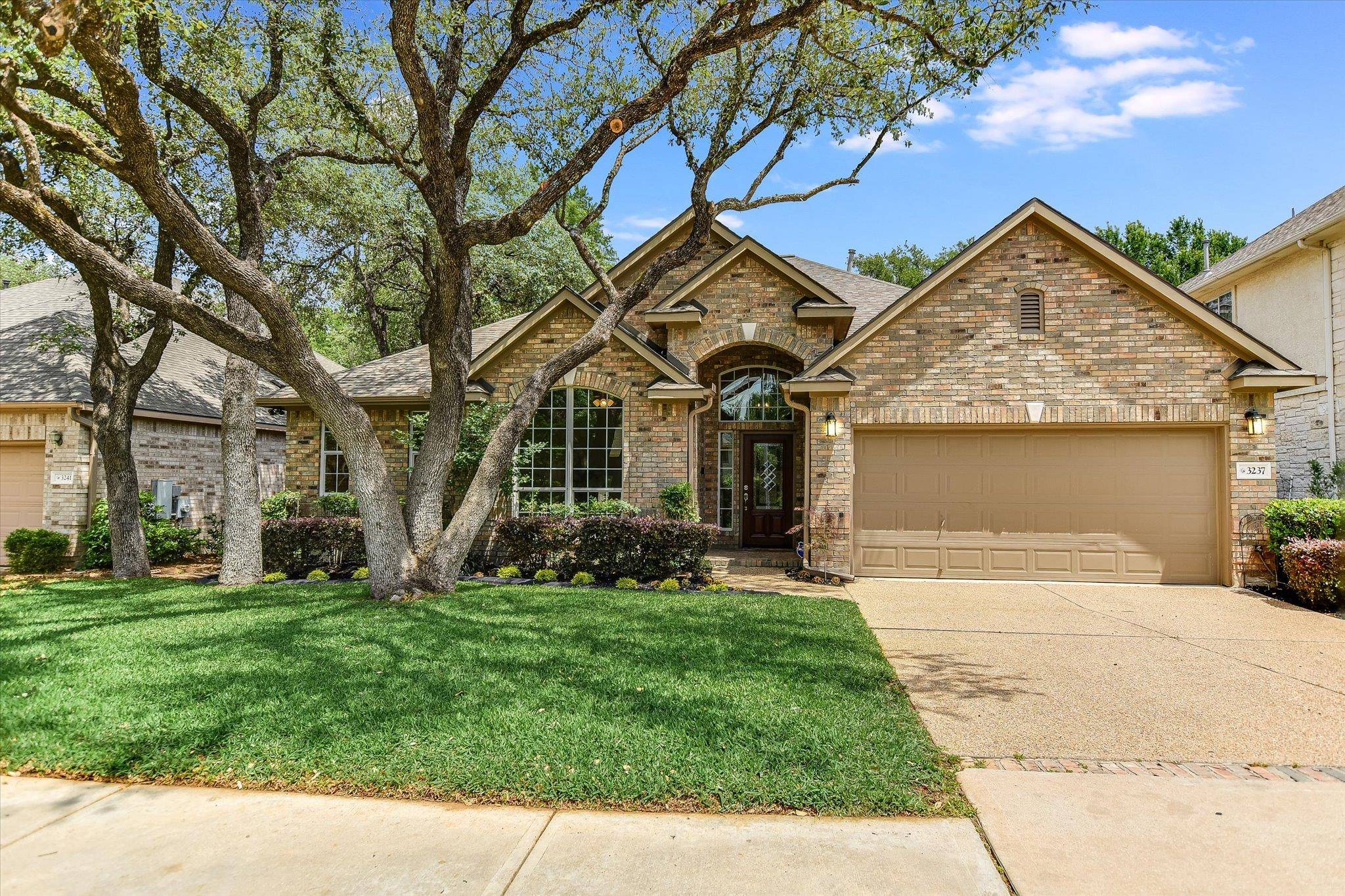 3237 Ranch Park TRL, Round Rock, TX 78681