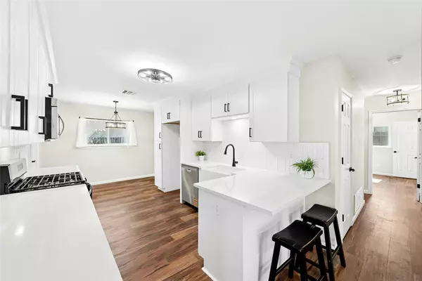 12904 Garfield LN, Austin, TX 78727