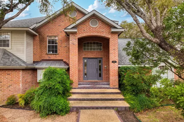 New Braunfels, TX 78130,857 Mission Hills DR