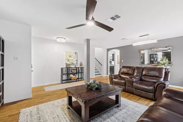 Bastrop, TX 78602,615 Barbara WAY